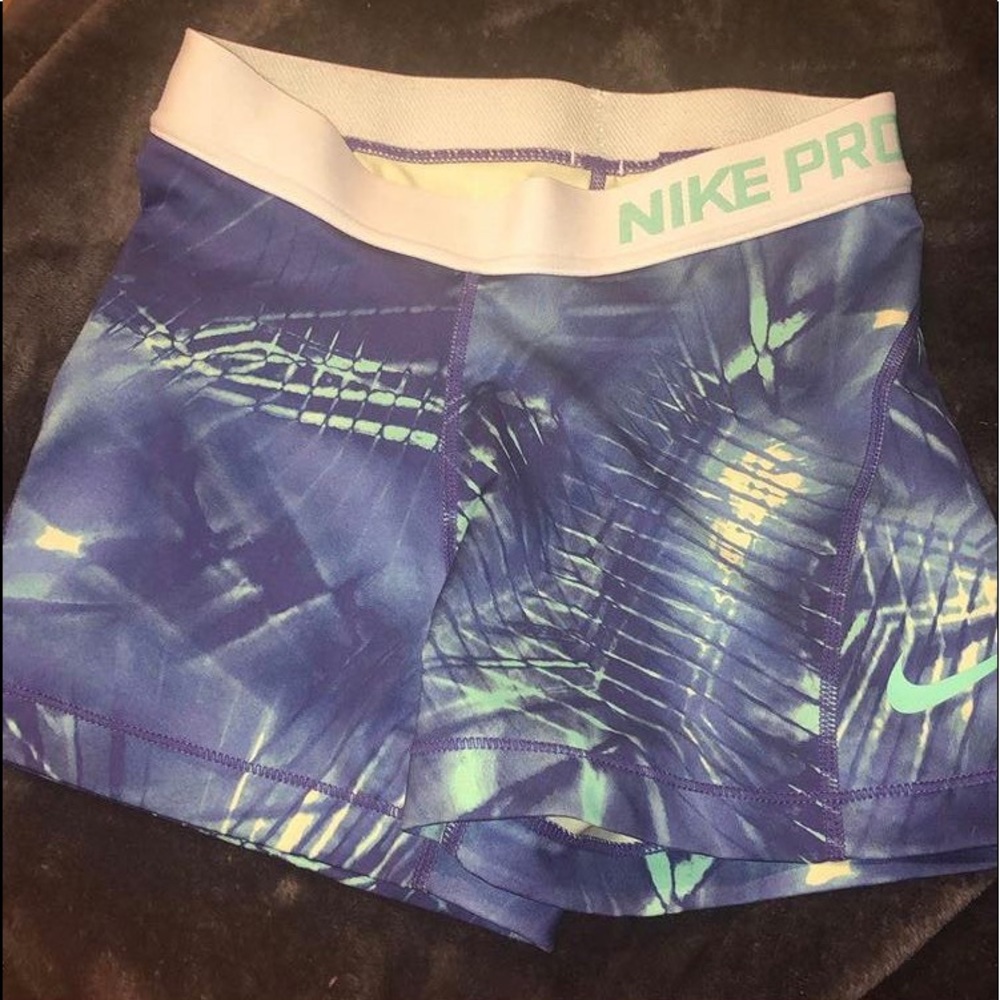 Nike spandex